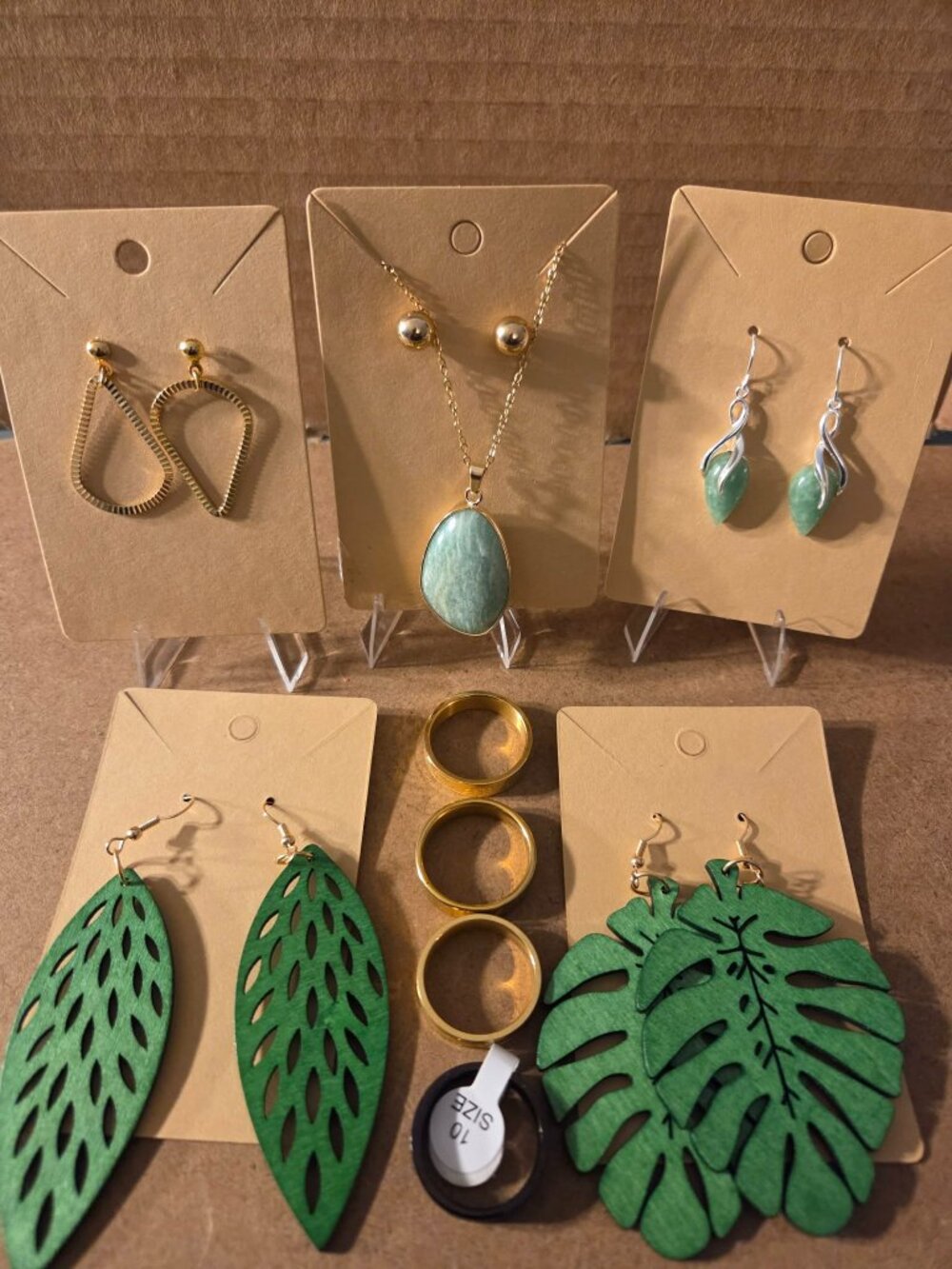 Women's Green Leaf Earrings, Necklace, Rings Jewelry Set